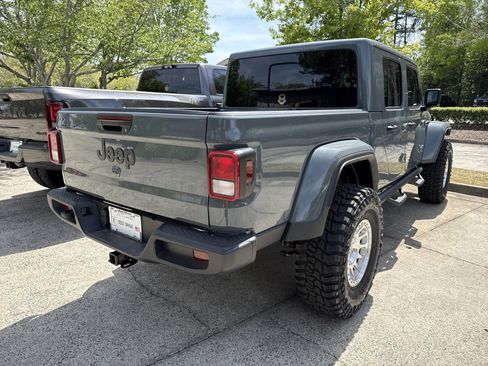 New 2025 Jeep Gladiator Sport w/ Premium Package AWD/4WD image 8