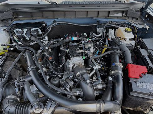 Used 2024 Ford Bronco Wildtrak AWD/4WD image 29