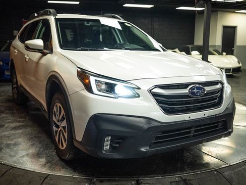 Used 2022 Subaru Outback Premium AWD/4WD image 5
