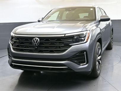 New 2025 Volkswagen Atlas Cross Sport SEL Premium R-Line
