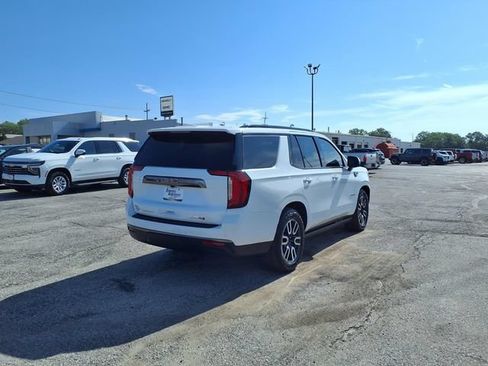 Used 2023 GMC Yukon AT4 w/ AT4 Premium Plus Package AWD/4WD image 25