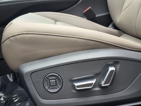 New 2026 Audi Q3 quattro 2.0T AWD/4WD image 19