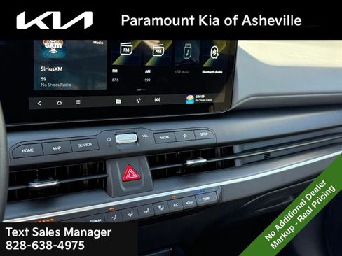 New 2025 Kia K4 LXS image 10