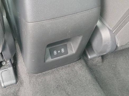 Used 2025 Hyundai Tucson SE FWD image 13