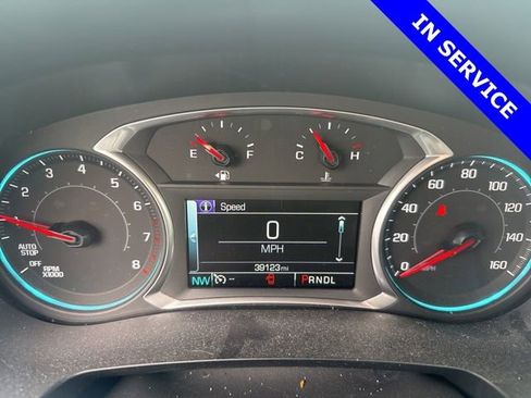 Used 2018 Chevrolet Traverse LT FWD image 4