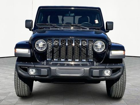 Used 2021 Jeep Gladiator Sport image 2