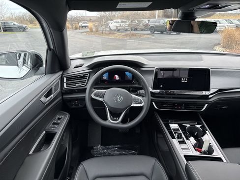 New 2026 Volkswagen Atlas Cross Sport SEL R-Line AWD/4WD image 15