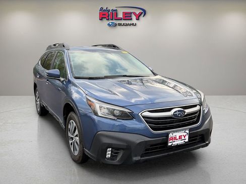 Used 2022 Subaru Outback Premium AWD/4WD image 7