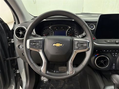 Certified 2024 Chevrolet Blazer LT w/ Convenience Package image 32
