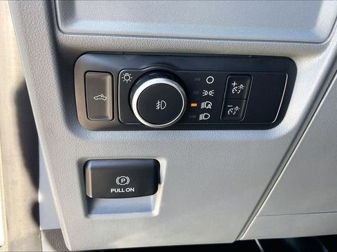 Used 2022 Ford F150 XL w/ Equipment Group 101A High AWD/4WD image 24