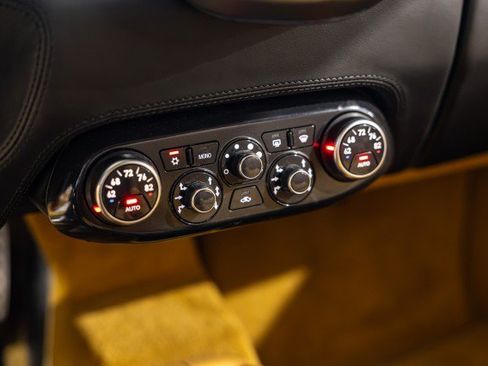 Used 2010 Ferrari 458 Italia Coupe RWD image 51