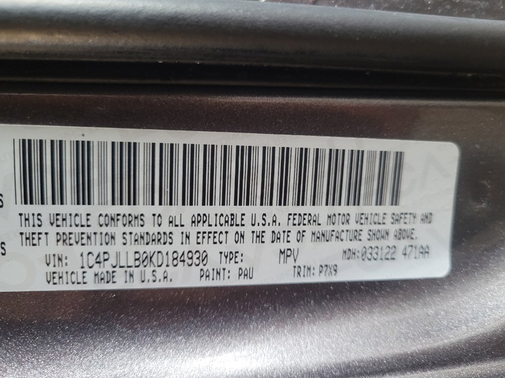 Used 2019 Jeep Cherokee Latitude Plus FWD image 33