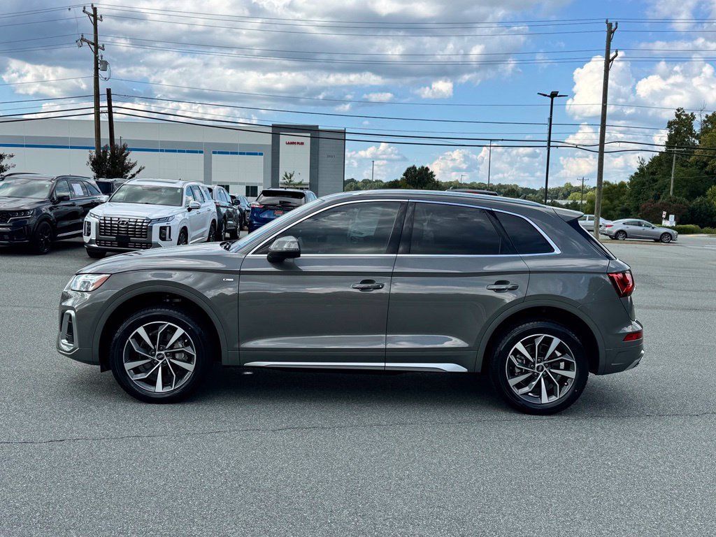 Used 2024 Audi Q5 2.0T Premium AWD/4WD image 3