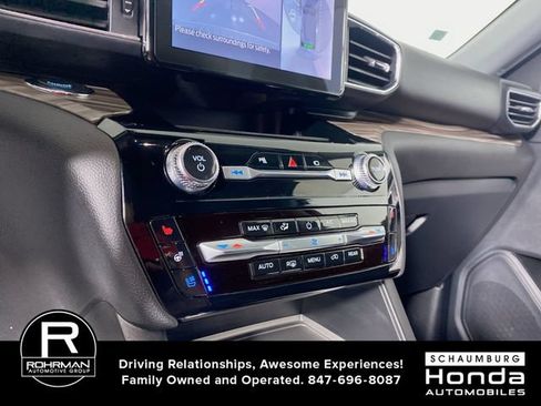 Used 2022 Ford Explorer Limited w/ Hybrid Equipment Group 310A AWD/4WD image 9