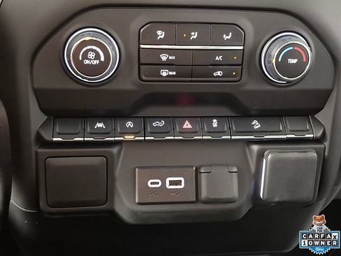 Used 2025 Chevrolet Silverado 1500 Custom Trail Boss w/ LPO, Dark Essentials Package image 17