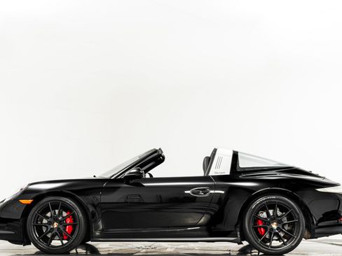 Used 2016 Porsche 911 Targa 4S AWD/4WD image 6
