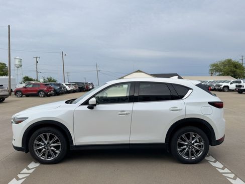 Used 2019 MAZDA CX-5 Grand Touring w/ GT Premium Package FWD image 4