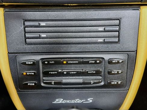 Used 2000 Porsche Boxster S RWD image 17