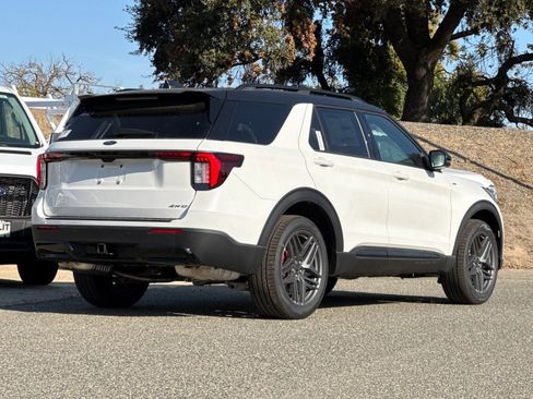 New 2025 Ford Explorer ST-Line w/ Premium Package image 3