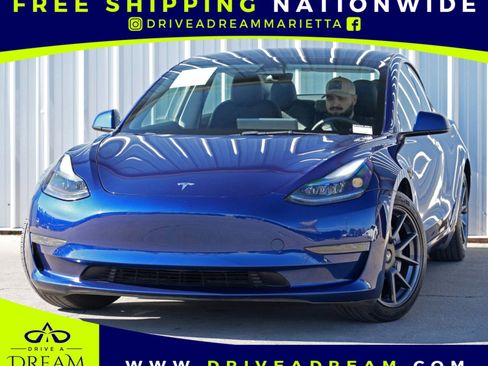 Used 2023 Tesla Model 3 Standard Range image 1