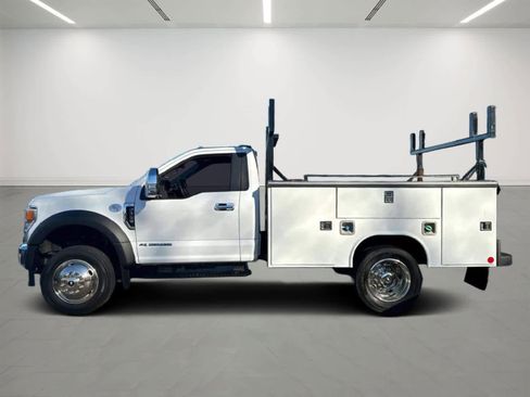 Used 2020 Ford F550 4x4 Regular Cab Super Duty image 2