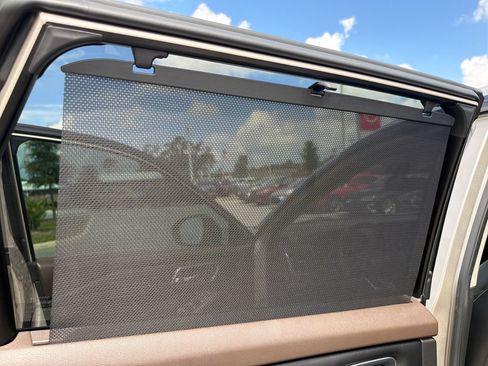 Used 2021 Nissan Rogue Platinum FWD image 21