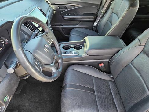 Used 2024 Honda Passport TrailSport image 13