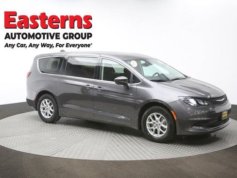 Used 2023 Chrysler Voyager LX FWD image 47