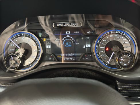 Used 2021 RAM 1500 Limited AWD/4WD image 28
