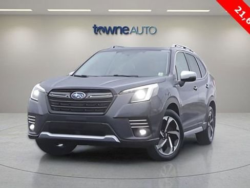 Used 2023 Subaru Forester Touring image 9