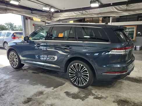 Used 2023 Lincoln Aviator Black Label w/ Dynamic Handling Package AWD/4WD image 9
