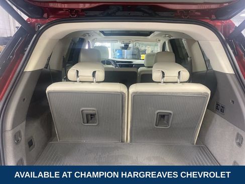 Used 2024 Cadillac XT6 Premium Luxury w/ Technology Package AWD/4WD image 34