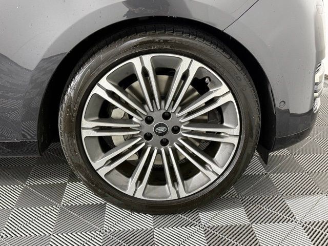 Used 2023 Land Rover Range Rover SE AWD/4WD image 11