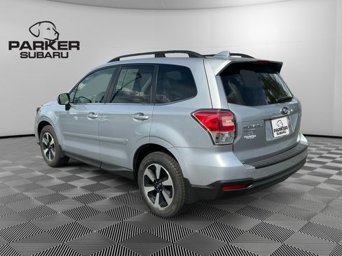 Used 2017 Subaru Forester 2.5i Limited w/ Popular Package #2 AWD/4WD image 3