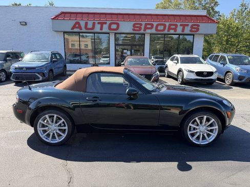 Used 2007 MAZDA MX-5 Miata Grand Touring RWD image 4