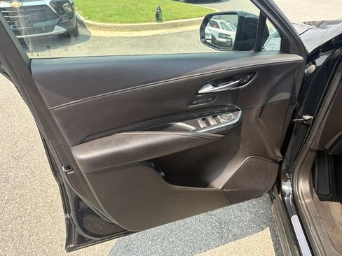 Used 2023 Cadillac XT4 Sport FWD image 10