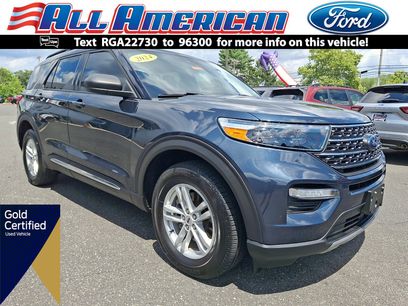 Certified 2024 Ford Explorer XLT w/ Equipment Group 202A