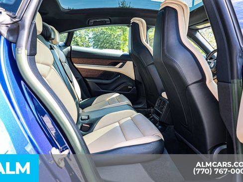 Used 2022 Porsche Taycan 4S image 24