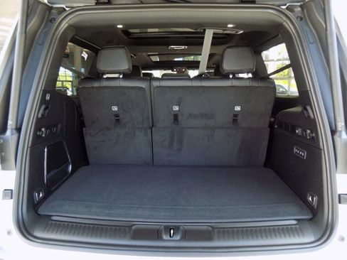 New 2026 Jeep Grand Wagoneer Limited AWD/4WD image 31