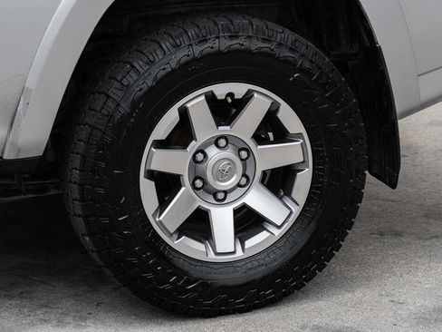 Used 2015 Toyota 4Runner Trail AWD/4WD image 54