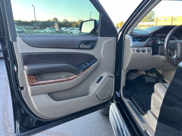 Used 2015 Chevrolet Suburban LT w/ Max Trailering Package AWD/4WD image 4