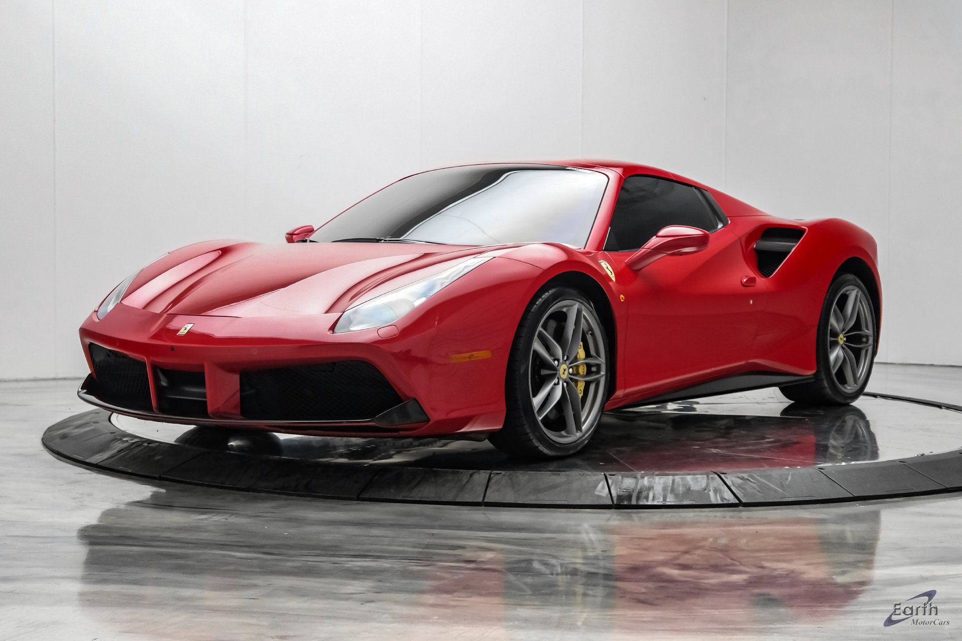 Used 2018 Ferrari 488 Spider RWD image 6