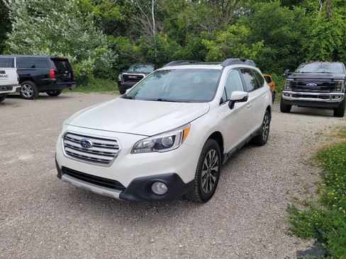 Used 2016 Subaru Outback 3.6R Limited AWD/4WD image 1