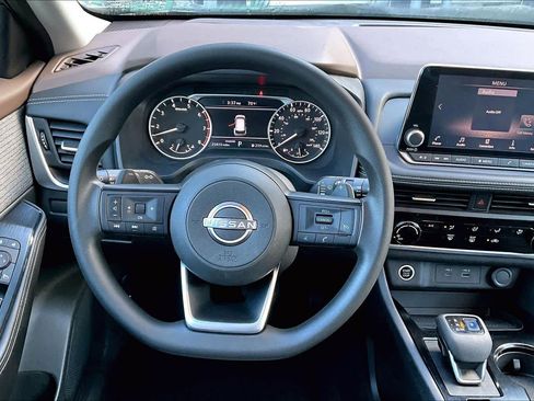 Certified 2022 Nissan Rogue S image 5