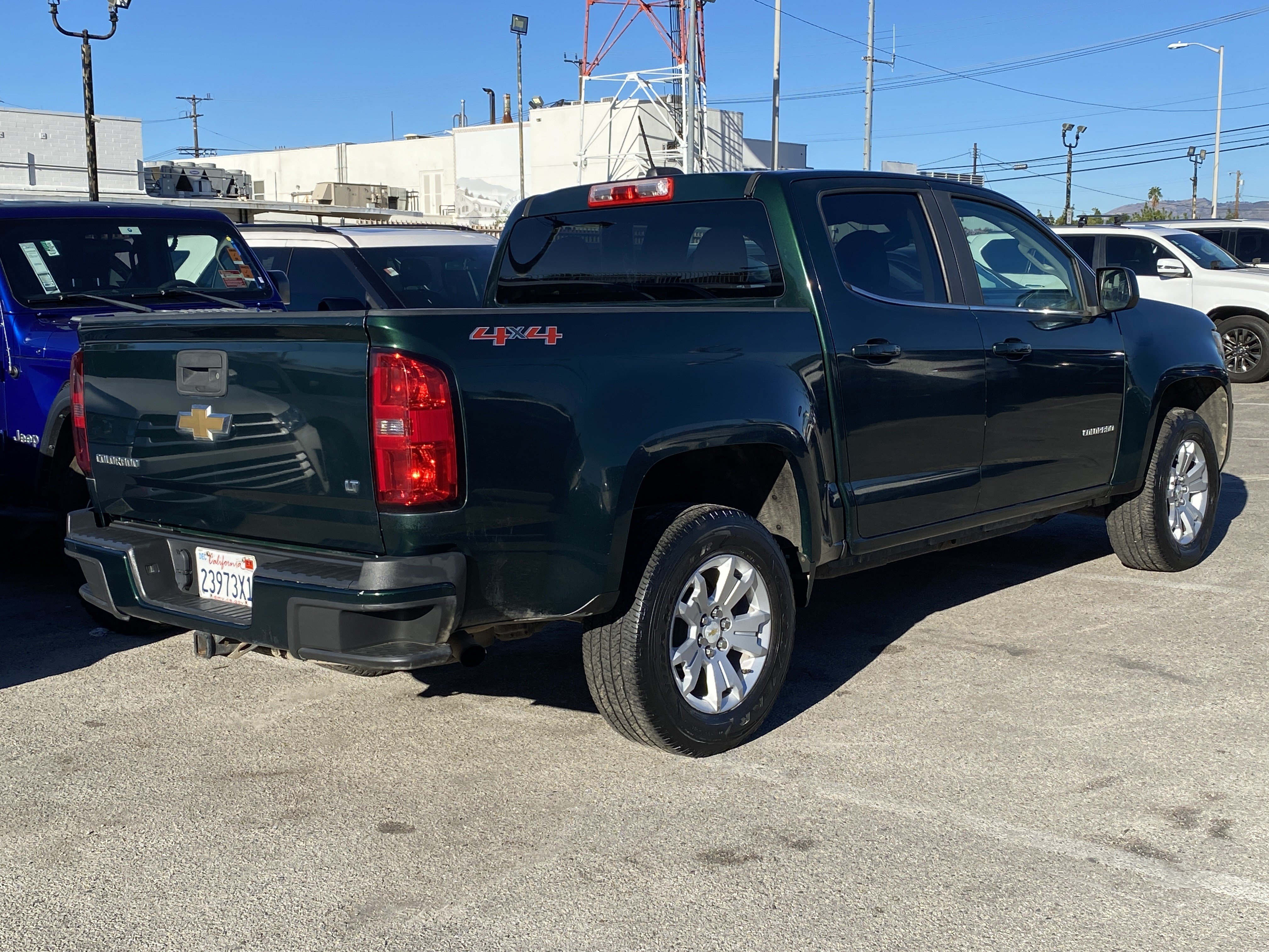Used 2016 Chevrolet Colorado LT AWD/4WD image 10