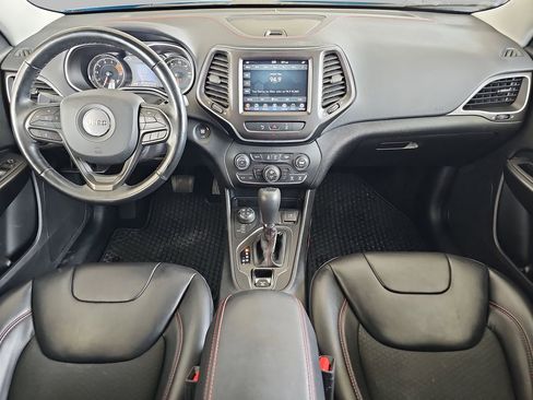 Used 2021 Jeep Cherokee Trailhawk AWD/4WD image 41
