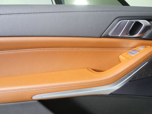 Used 2022 BMW X7 xDrive40i w/ M Sport Package image 14