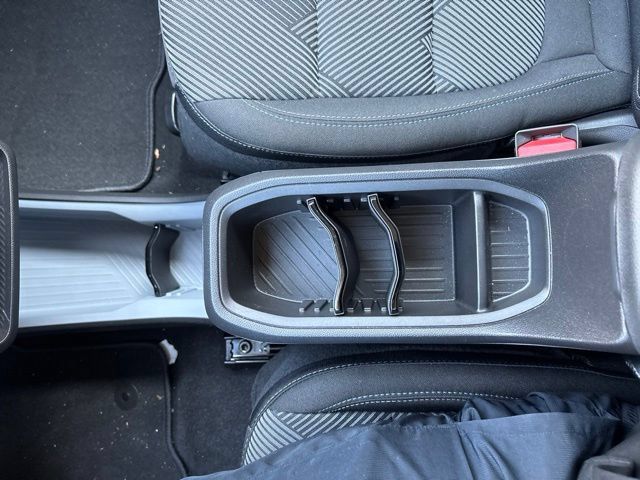 Used 2027 Chevrolet Bolt LT w/ Comfort Package FWD image 20