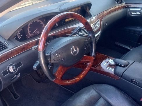 Used 2013 Mercedes-Benz S 550 4MATIC image 12