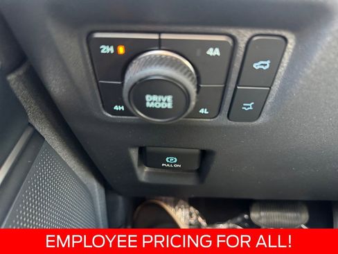 New 2026 Ford Expedition Platinum w/ Driver's Package AWD/4WD image 24